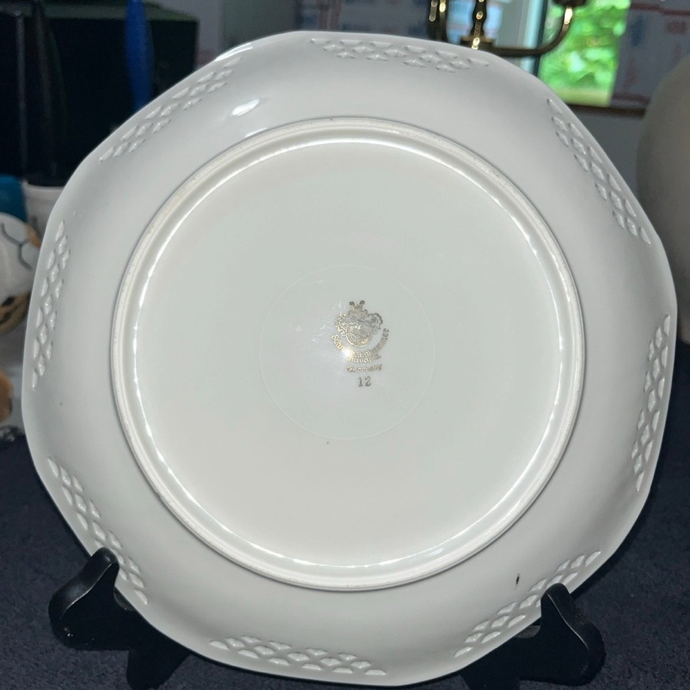 Schwarzenhammer Bavaria Germany Reticulated Fruit Plate - Picture 4 of 5